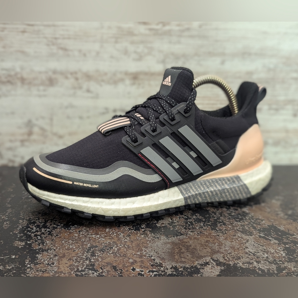 Womens Adidas UltraBoost Guard Trail Running Shoes Sz 6 Used FU9465